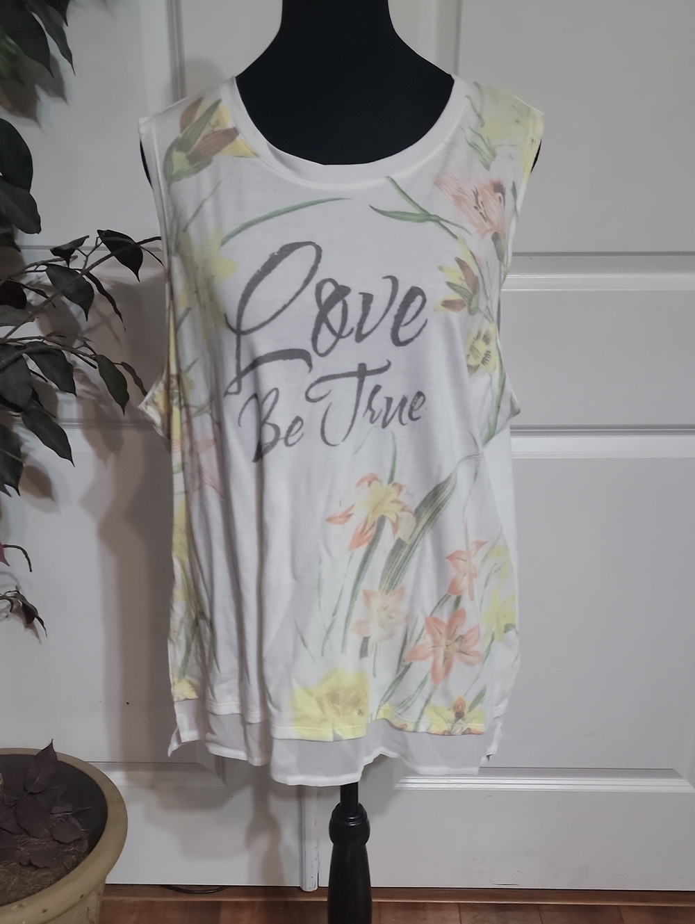 attention White Floral 'Love Be True' Tank Top